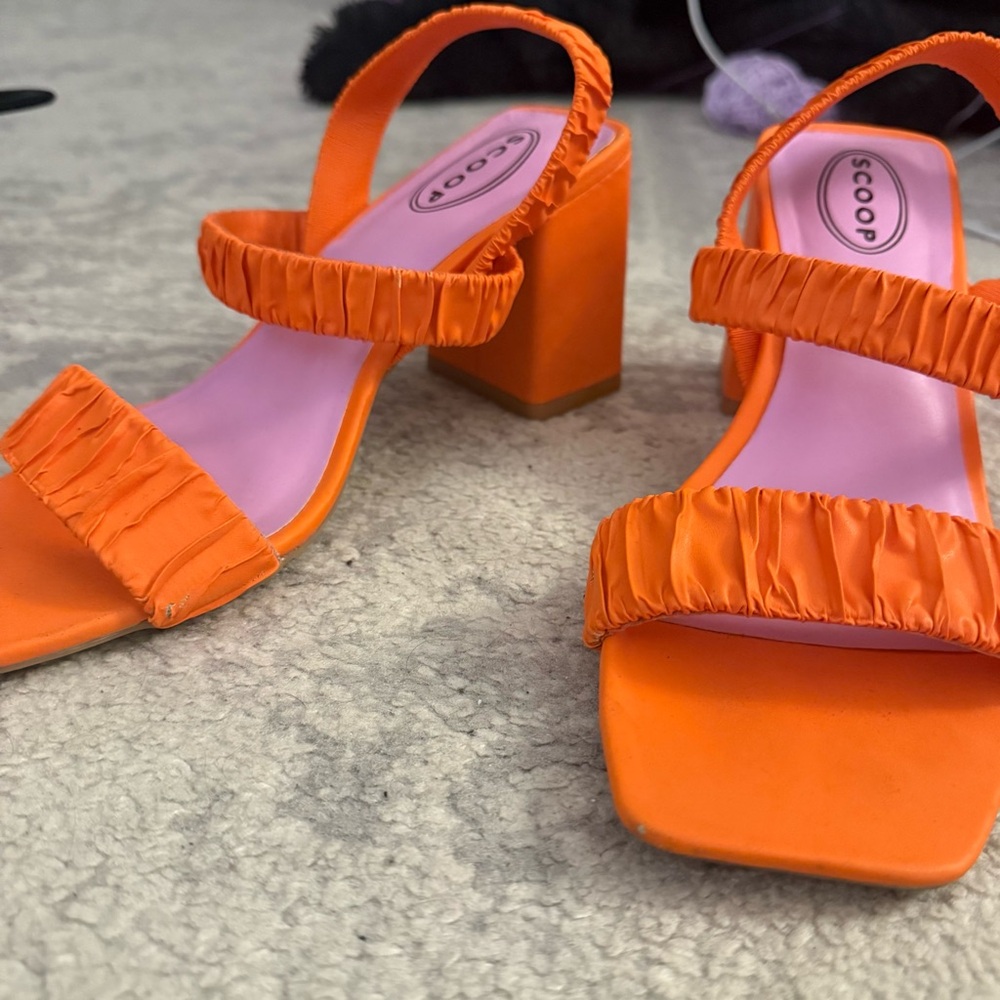Scoop NYC Orange Heels with Ruched Strap - Picture 2 of 4